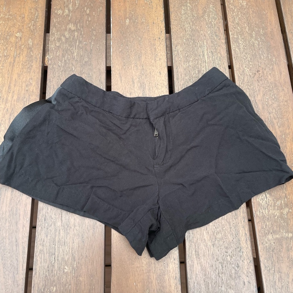 Ralph Lauren Girls Black Tuxedo Dress Shorts in size 3T